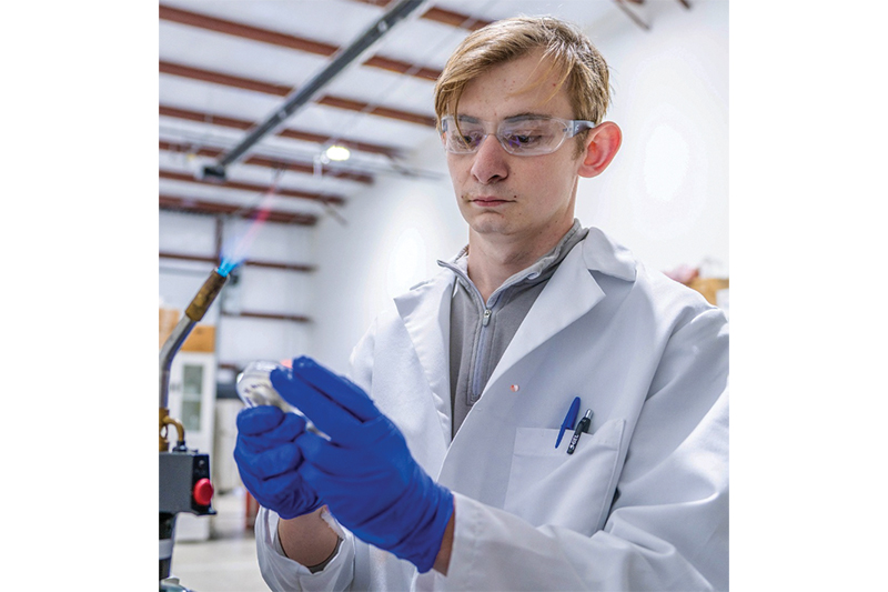 Elliott Notrica (Illinois Wesleyan 2026)