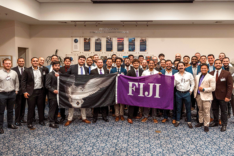 Southeast Florida Graduate Chapter & Florida International Provisional Chapter Pig Dinner